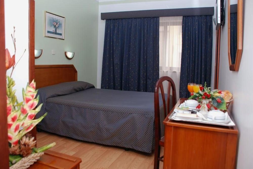 Hotel Anjos Lisboa Ngoại thất bức ảnh